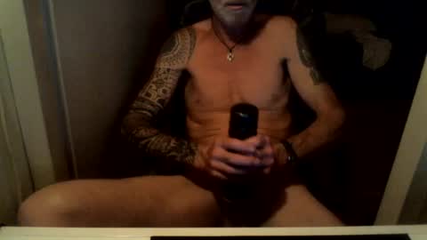 Snapshot of zioni chatting on 08.04.26 zioni online show from 08.04.26