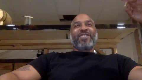 Snapshot of zionlion22 chatting on 12.22.24 zionlion22 online show from 12.22.24