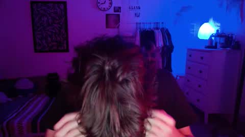 Snapshot of zipdown_ chatting on 02.16.26 zipdown online show from 02.16.26