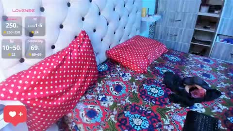 Zisary online show from 02.28.25