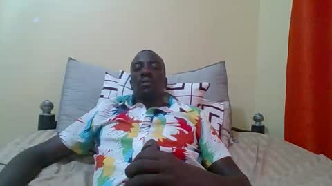 Snapshot of zlatann2012 chatting on 10.26.25 Zlatann2012 online show from 10.26.25