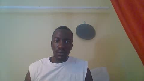 Snapshot of zlatann2012 chatting on 11.23.25 Zlatann2012 online show from 11.23.25