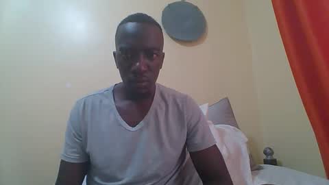 Snapshot of zlatann2012 chatting on 11.30.25 Zlatann2012 online show from 11.30.25