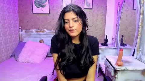 Snapshot of zoe_clk chatting on 01.13.26 Zoe online show from 01.13.26