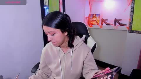 Z O E online show from 11.06.25