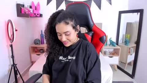 Zoe Gruber online show from 12.01.24