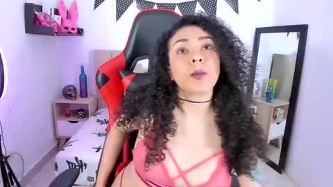 Zoe Gruber online show from 12.12.24