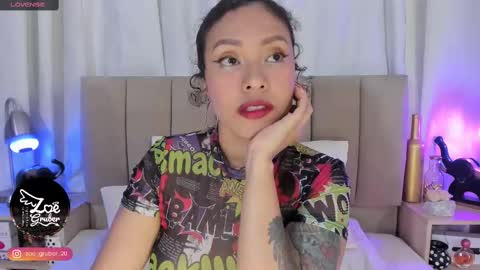 Zoe Gruber online show from 09.13.25