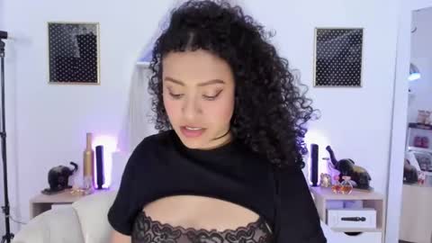 Zoe Gruber online show from 10.01.25