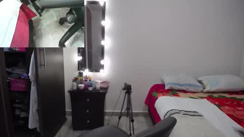 zoe hotxxx online show from 09.22.25