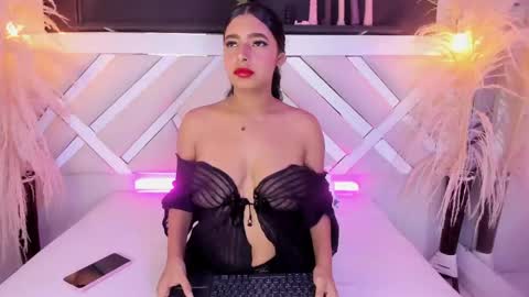 Zoey  online show from 04.12.26