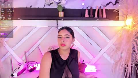 Zoey  online show from 04.24.26