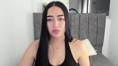 zoe_jones7 online show from 09.17.25