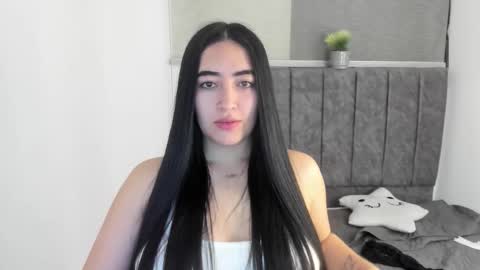 zoe_jones7 online show from 11.26.25