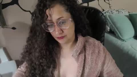 Snapshot of zoe_koller chatting on 11.07.25 Zoe Koller online show from 11.07.25