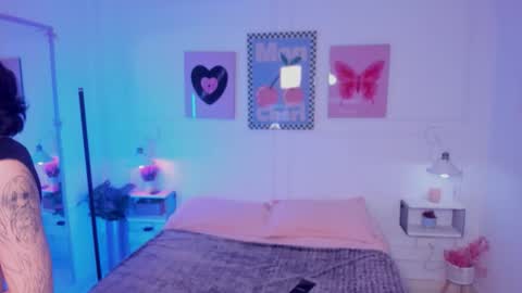 Snapshot of zoe_lynch_ chatting on 02.23.26 Zoe Lynch online show from 02.23.26