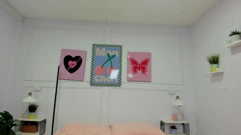 Snapshot of zoe_lynch_ chatting on 03.02.26 Zoe Lynch online show from 03.02.26