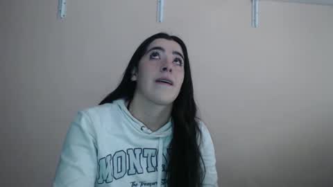 Zoe online show from 10.02.25