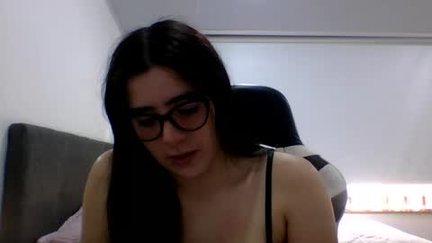 Snapshot of zoe_mill33r chatting on 07.15.26 Zoe online show from 07.15.26
