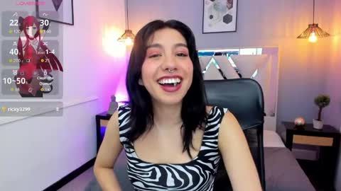 zoe_moreau online show from 04.17.26