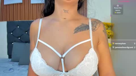 Zoe online show from 10.04.25