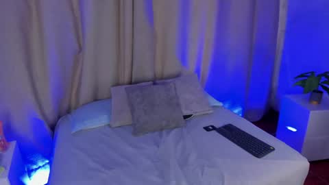 Snapshot of zoe_rousee_ chatting on 07.16.26 zoe_rousee_ online show from 07.16.26