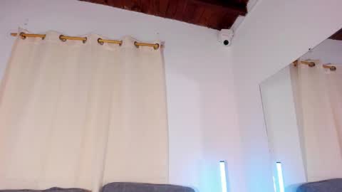 Zoe online show from 03.12.25