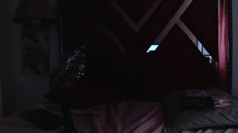Snapshot of zoe_spenser chatting on 06.27.26 Zoe online show from 06.27.26