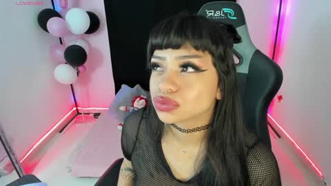 zoe_sullivan_ online show from 12.02.24