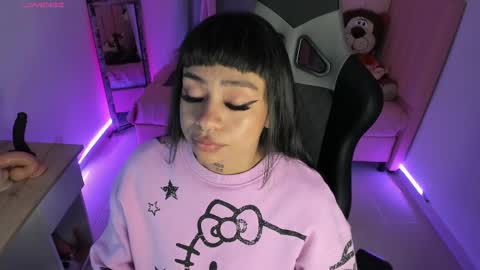 zoe_sullivan_ online show from 02.22.25