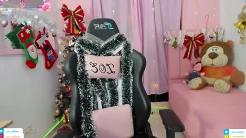 zoe_sullivan_ online show from 11.27.25