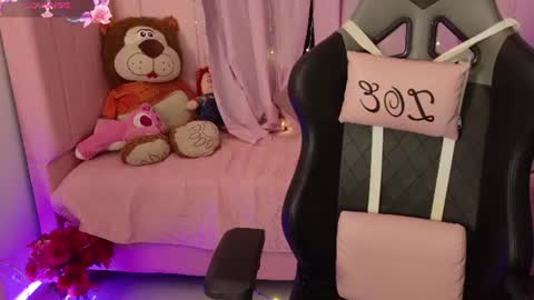 zoe_sullivan_ online show from 06.29.26
