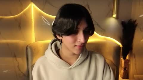 Snapshot of zoe_tp chatting on 11.24.25 Zoe online show from 11.24.25