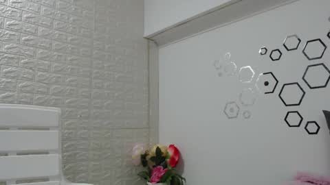 Carolina online show from 09.27.25