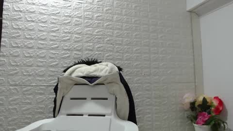 Carolina online show from 10.11.25