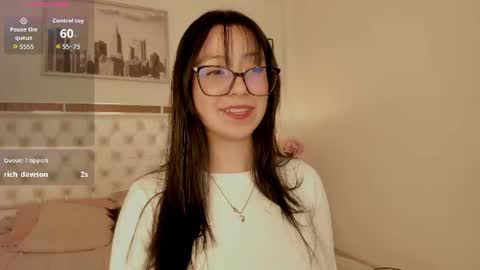 Snapshot of zoe_xra chatting on 06.30.26 Zoe online show from 06.30.26