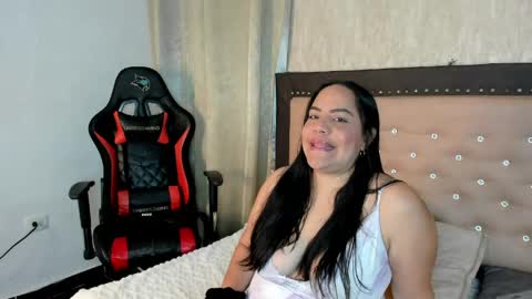 Snapshot of zoedeleon chatting on 05.11.26 zoedeleon online show from 05.11.26