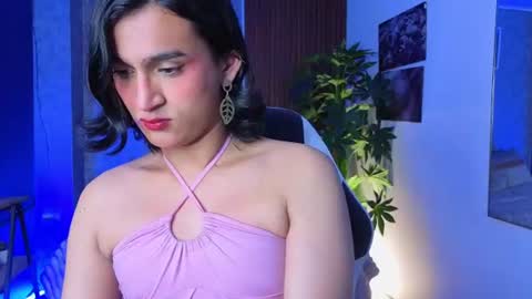 Snapshot of zoee_kiss_ chatting on 06.20.26 ZOE online show from 06.20.26