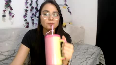 Zoe online show from 08.07.26