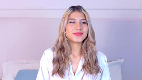 Zoe online show from 10.03.25