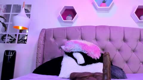 Zoe online show from 02.22.25