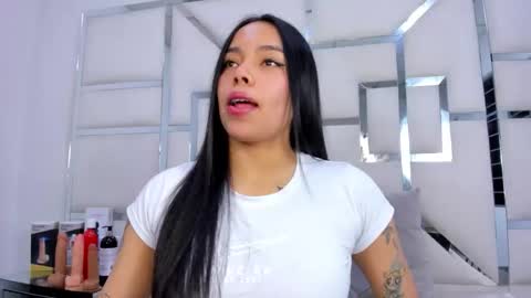 ZoeSwam online show from 11.27.25