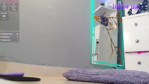 zoey fox  online show from 03.08.25