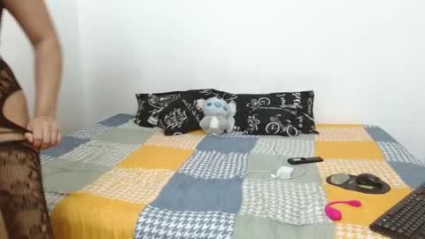 Snapshot of zoey_jayden chatting on 02.01.26 Zoey Jayden online show from 02.01.26