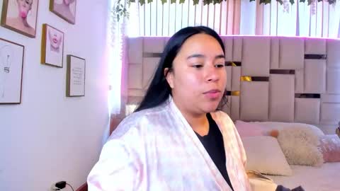 Snapshot of zoey_thommpson chatting on 03.03.26 zoey thommpson online show from 03.03.26