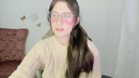 Snapshot of zooeybelair chatting on 01.15.26 Alicie online show from 01.15.26