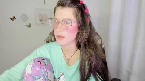 Snapshot of zooeybelair chatting on 02.20.26 Alicie online show from 02.20.26