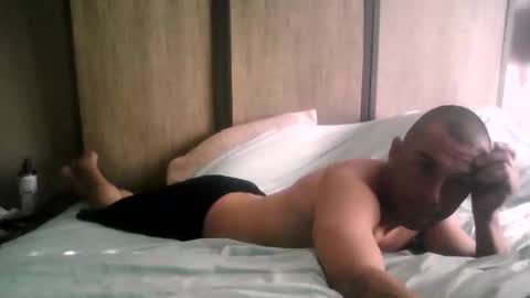 Snapshot of zooroxxx101 chatting on 10.21.25 zooroxxx101 online show from 10.21.25