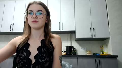 zoriana20 online show from 10.07.25