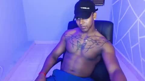 Snapshot of zoriel_derox chatting on 04.09.26 Zoriel online show from 04.09.26